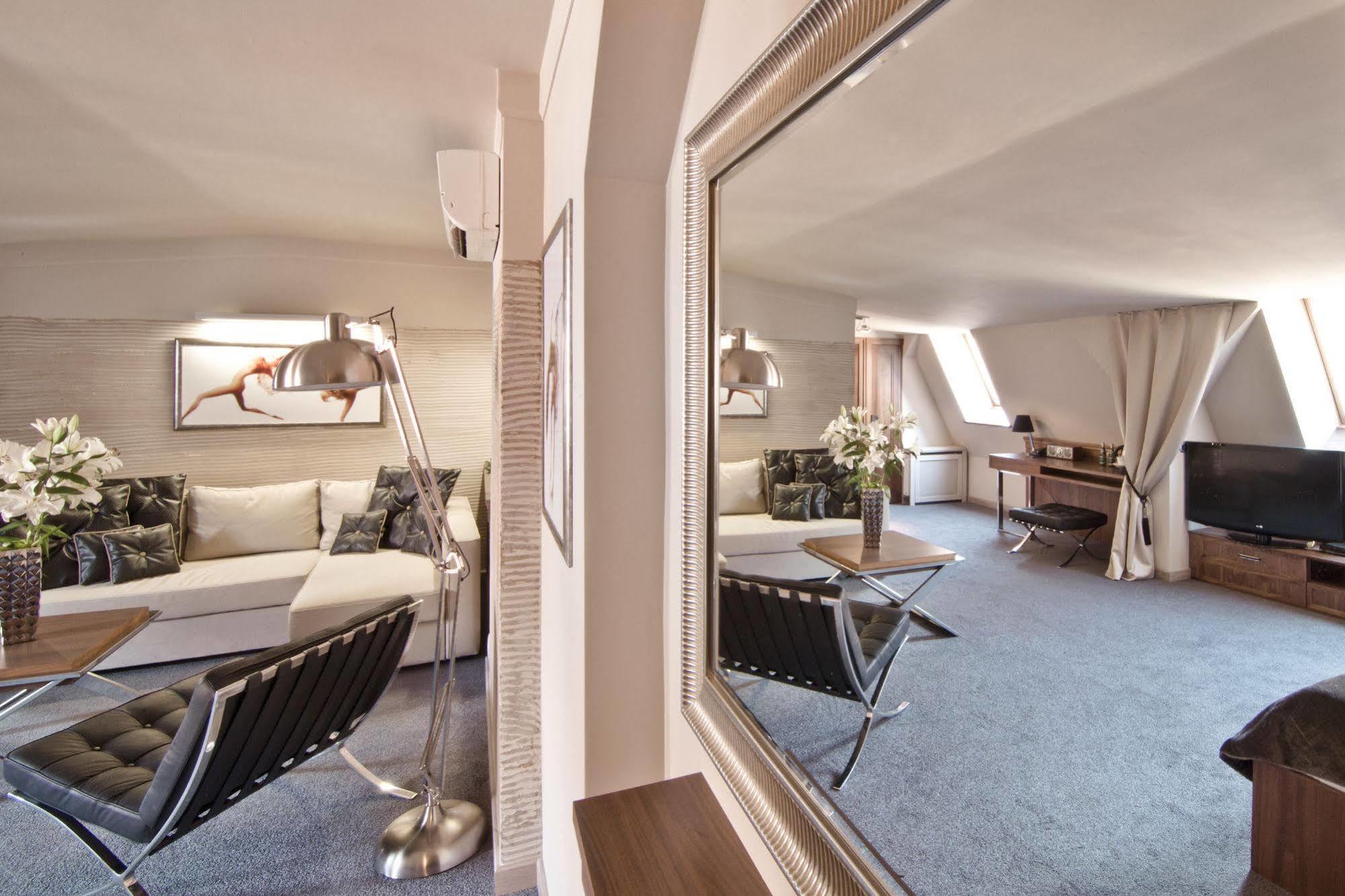 Hotel Royal Πόζναν Εξωτερικό φωτογραφία